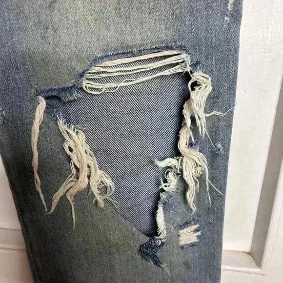 Women’s Urban  Outfitters BDG High Rise TWIG Grazer Jeans Size 28 x 26 - Picture 8 of 12